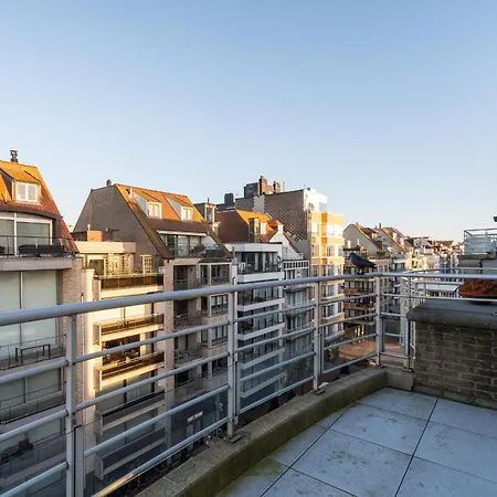 Apartment Stijlvol & Lichtrijk Penthouse App Met Parking Knokke-Heist